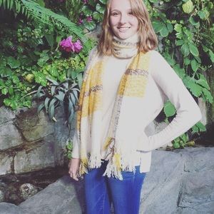 Meet your Posher, Melissa